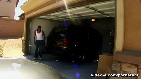 GoGoPornstars Scene: Mellanie Monroe