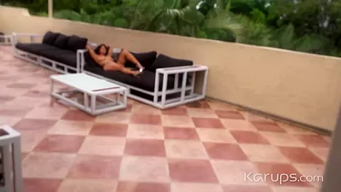 Roxxxie Blakhart POV - Karups