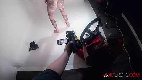 Behind the scenes with tattooed bombshell Amber Luke