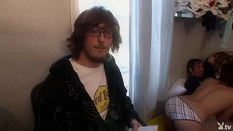 HARDCORE PARTYING, Members Exclusive Dorm Room Dare