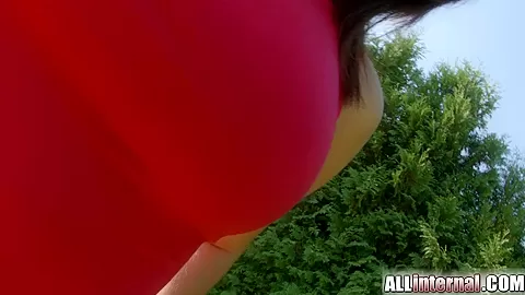 All Internal Hanna Sweet shows off her sexy figure outside