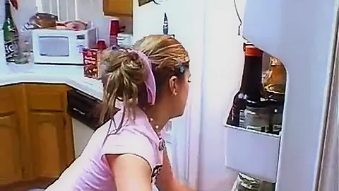 Topanga teen 18+ babe masturbates