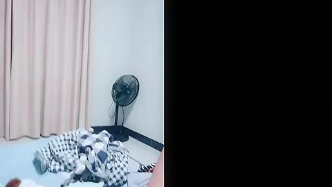 chinese teens 18+ live chat with mobile phone.951
