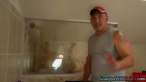 Old horny dude fucks nympho 21yo bae in wet pussy hole