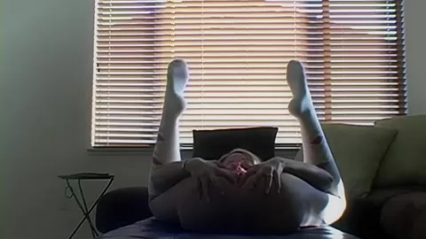 Nikki Nude Photoshoot and Dancing infront of cam