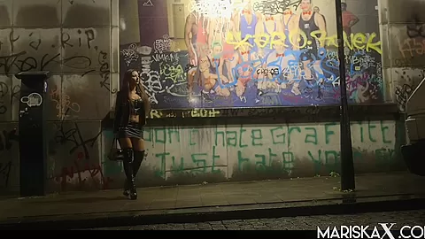 MARISKAX Jessie and Lana double fucked at the bar