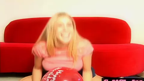 Allie shows Balloon love