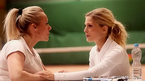Lesbians Game ON - Sinfulxxx
