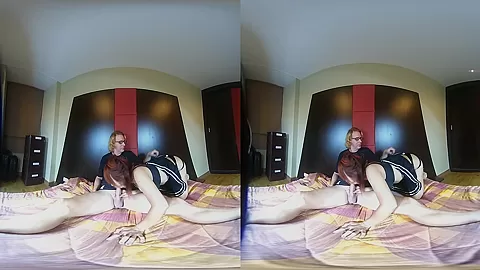 Princess Hola in Step-Sister Tease Step brother To Jerk Off Together Until Cumshoot And Orgasm - VRpussyVision