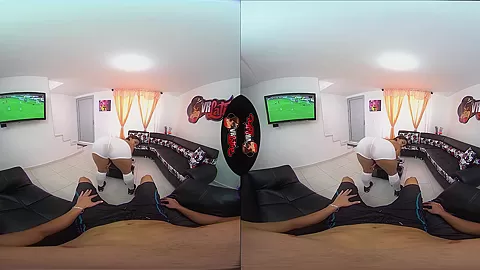 Laura Garcia in Sofa Bed Sex - VRLatina