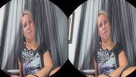 Christina in Pussyshow... Christina - AmateurVR3D