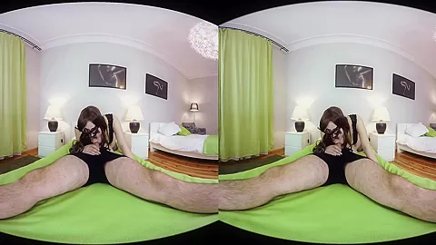 Miss K in Pussy Wide Open - VRConk