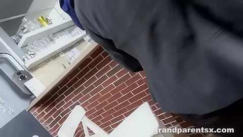 Tired of the same old Pussy - Grandparentsx