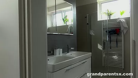 Au-Pair Dont Care - Grandparentsx