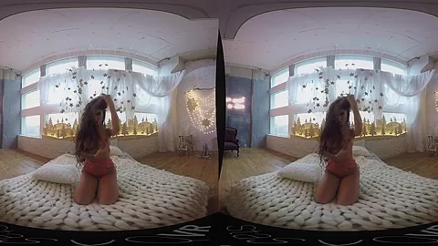 PhenyQ in Babe with Big Tits Shows Her Flawless Body - StasyQVR