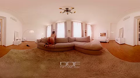 Zafira in A Solo Thrill Ride - Exotic Beauty Fancies her Finger - DDFNetworkVR