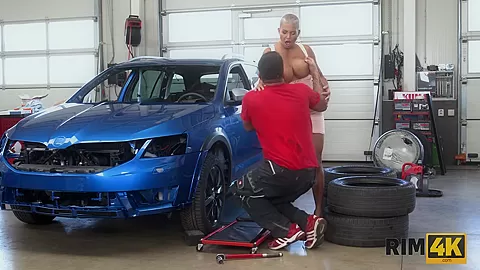 RIM4K. Mechanic Frank enjoys hot rimming received from his friend