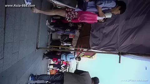peeping chinese amateur upskirt.218