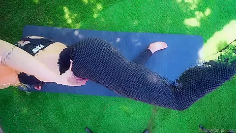 like my ass in yoga pants? cum all over it!