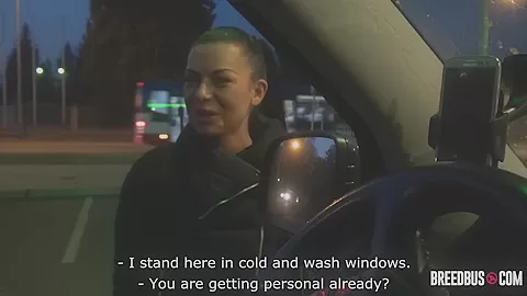 Slutty Window Cleaner - Breedbus