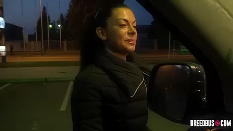 Slutty Window Cleaner - Breedbus