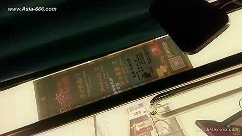 chinese girls go to toilet.293