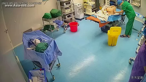 Peeping Hospital patient.12