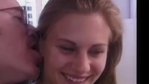 Amateur gets pussy railed