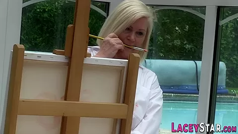 British granny gets pussy fingered