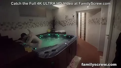 Glory Hole for Horny Auntie - Familyscrew