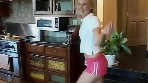 Randy petite solo teen 18+ fingers her sweet pussy