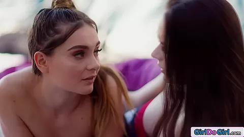 I just got kissed by my busty stepsister.Shall we go further
