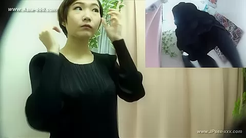 peeping japanese changeroom.11