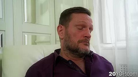 UK girl Kxtten is 100 percent made for porn