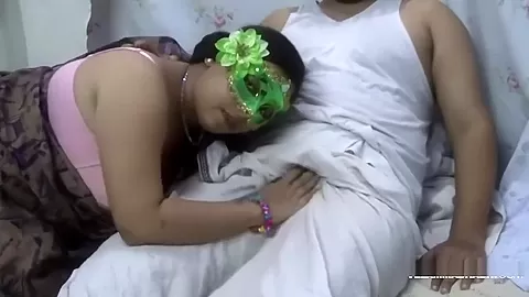 Big Boob Indian Hot MILF bhabhi Velamma Blowjob