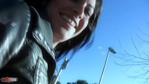Young South American Vania Rodriguez Outdoor Fucking