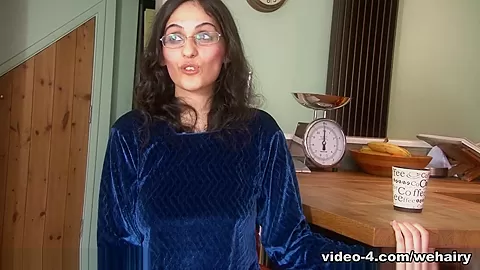 Pretty Riani talks about her baring all - WeAreHairy