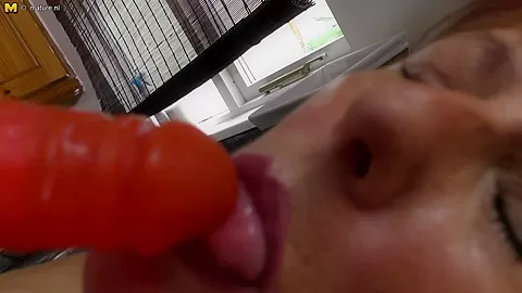 British Housewife Playing In Her Kitchen - MatureNL