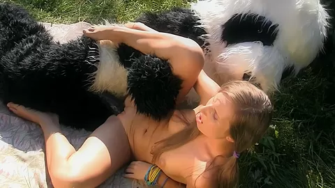 Hot slut has hardcore toy sex in the wild