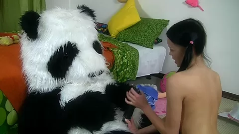 Handsome girl got nude and had sex with her toy
