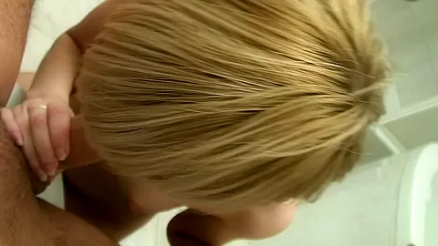 Hot chick rides schlong before getting a facial