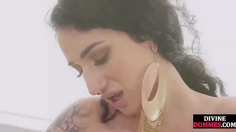 Pissing goddess strapon fucking rimming sub in his asshole