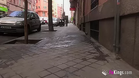 Ugly mature wants monster cock up her ass