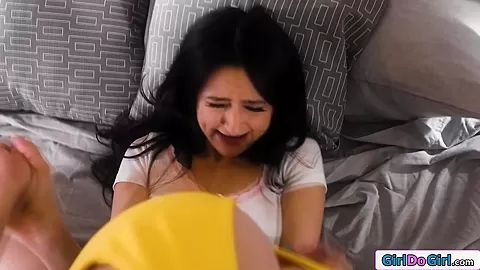 Big tits milf stepmom teaches latina stepdaughter to squirt