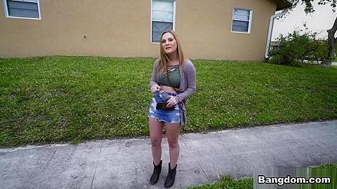 Big Tit Blonde Tricked and Fucked - BrownBunnies