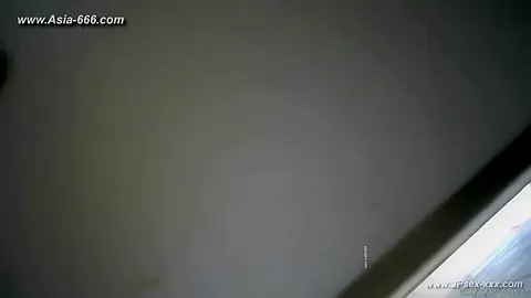 chinese girls go to toilet.297