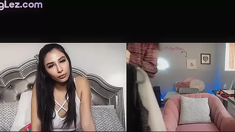 Web cam petite 19yo lesbian sluts finger wet pussies solo
