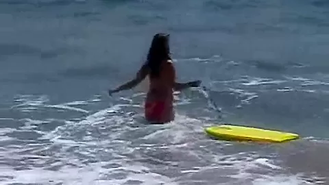 Masturbating bikini teen 18+ goes solo