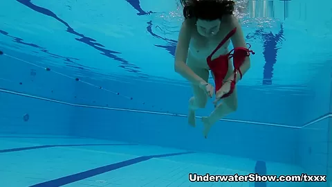 UnderwaterShow Video: Soroka
