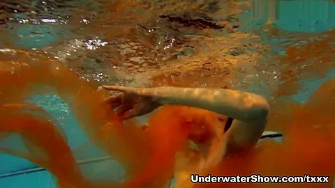 UnderwaterShow Video: Nastya
